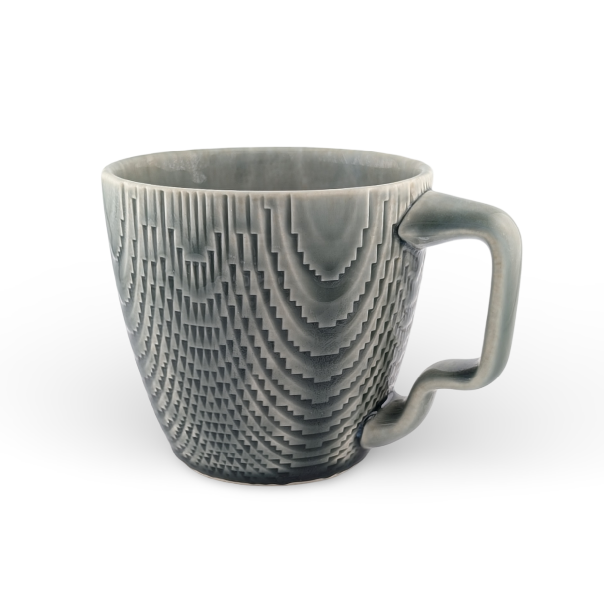 Curve Mug with Knockdown Surface and Wiggle Handle